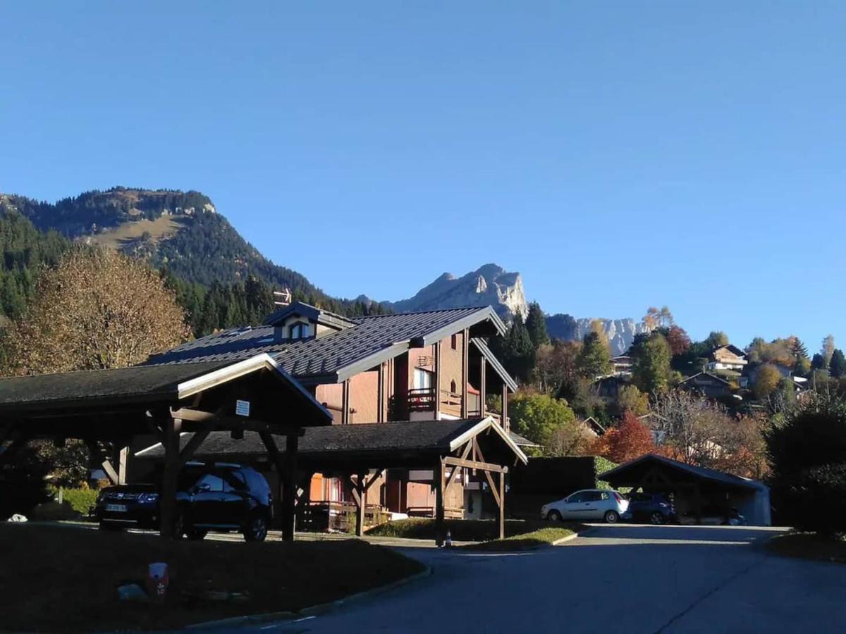 RED APPLE CARROZ Duplex de charme WIFI Parking Balcon TV Ski-Bus Les Carroz d'Arâches Exterior foto